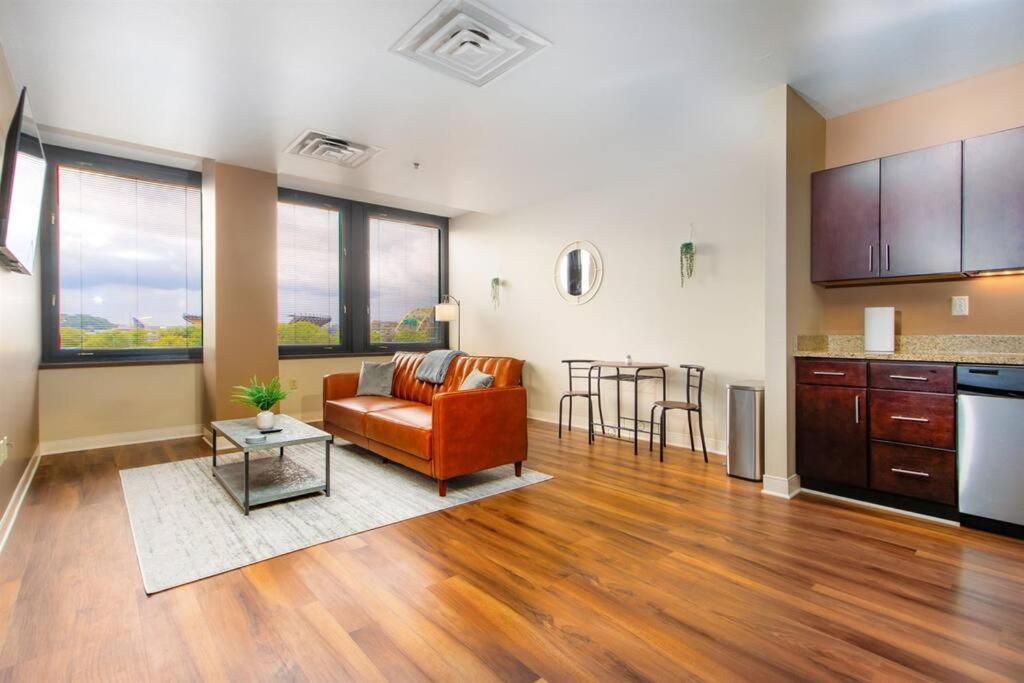 Sprawling Stadium Views Wonderful Location 24-7 Parking Gym Lounge Pittsburgh Extérieur photo