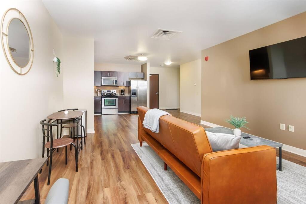 Sprawling Stadium Views Wonderful Location 24-7 Parking Gym Lounge Pittsburgh Extérieur photo