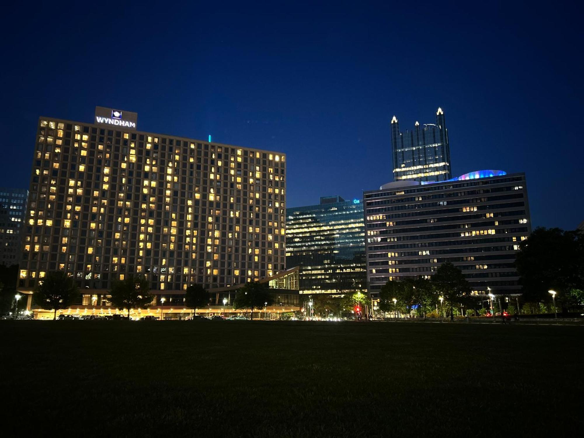 Sprawling Stadium Views Wonderful Location 24-7 Parking Gym Lounge Pittsburgh Extérieur photo